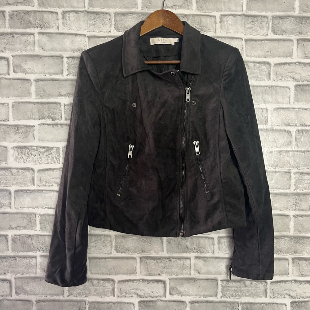 ASTR The Label Anthropologie Grunge Zipped Moto Jacket Charcoal Gray Faux Suede
